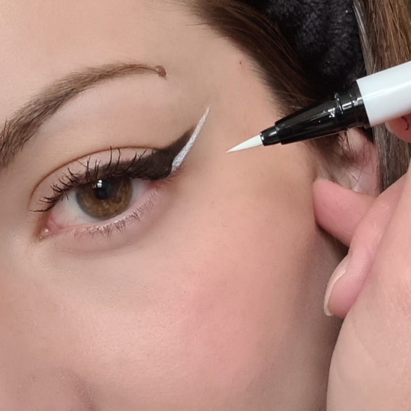 Eyeliner Liquide Précision Blanc